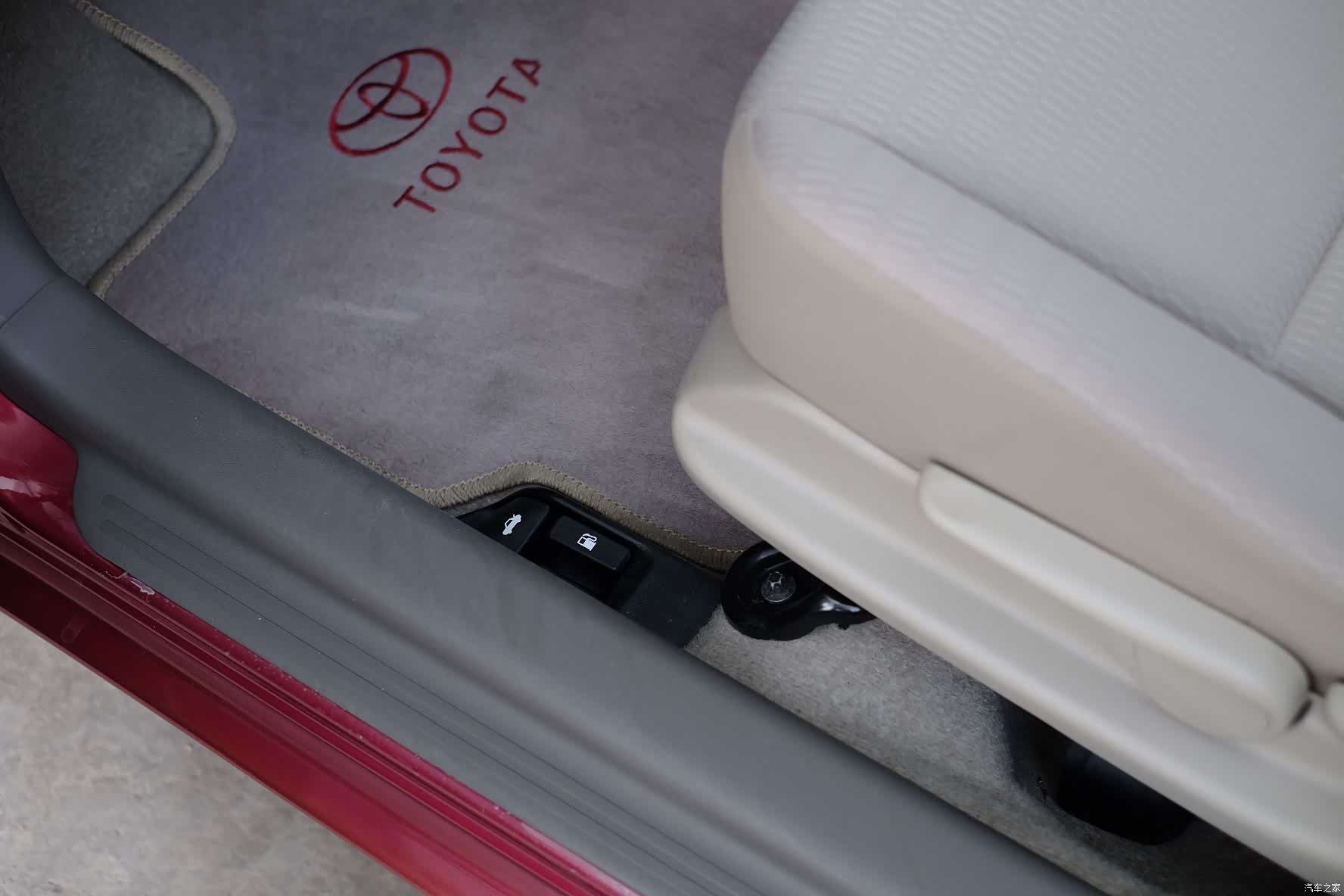 Toyota GL-S, 2012 49