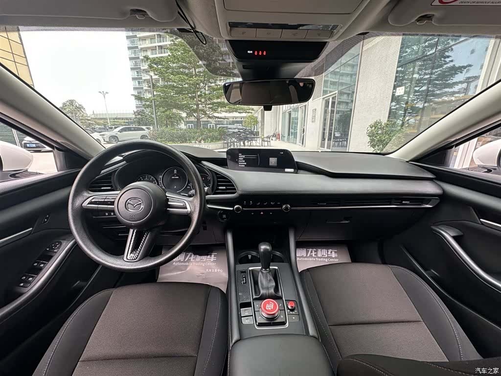Mazda Mazda3, 2021 все фото