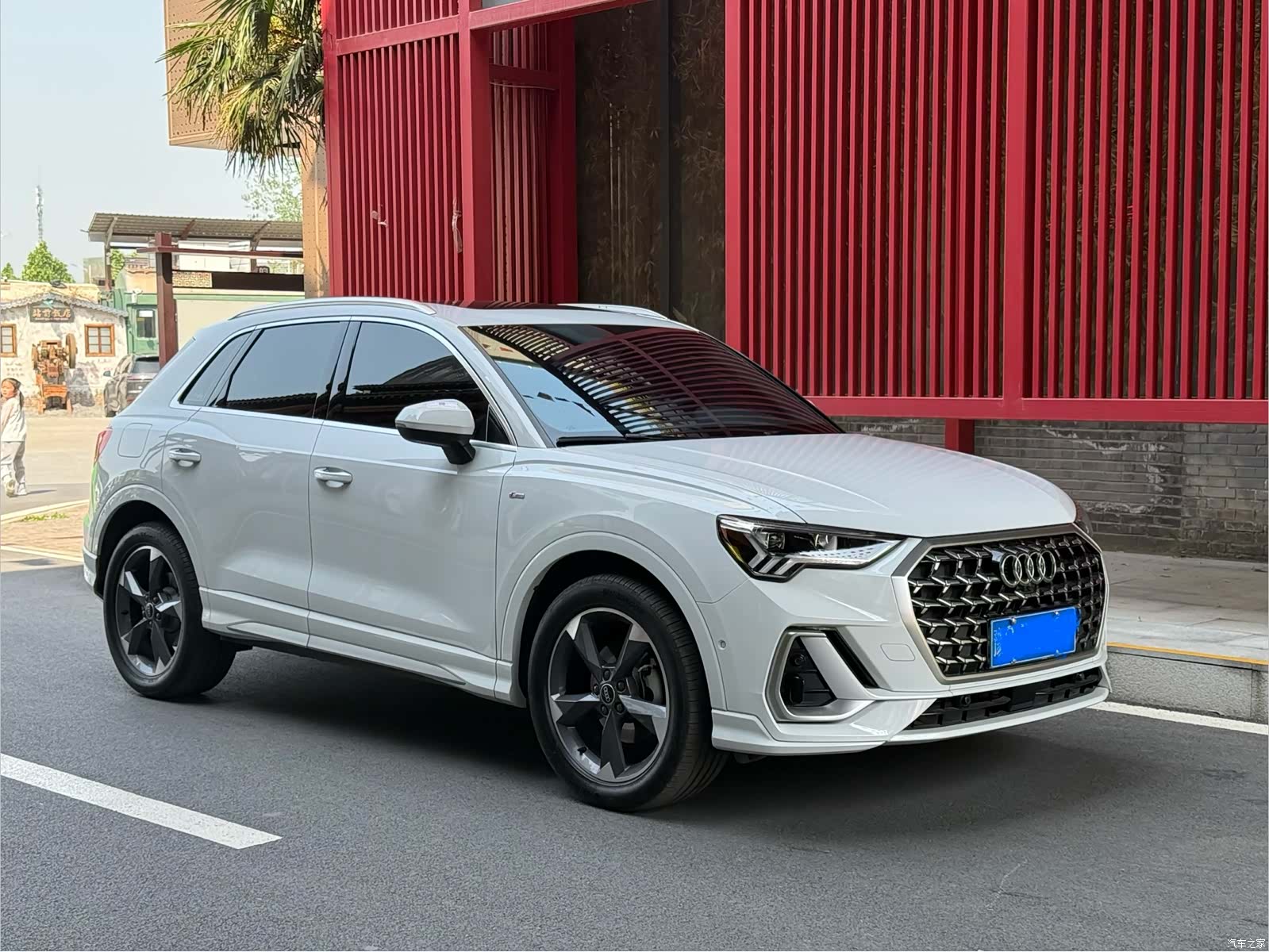 Audi Q3, 2024 3