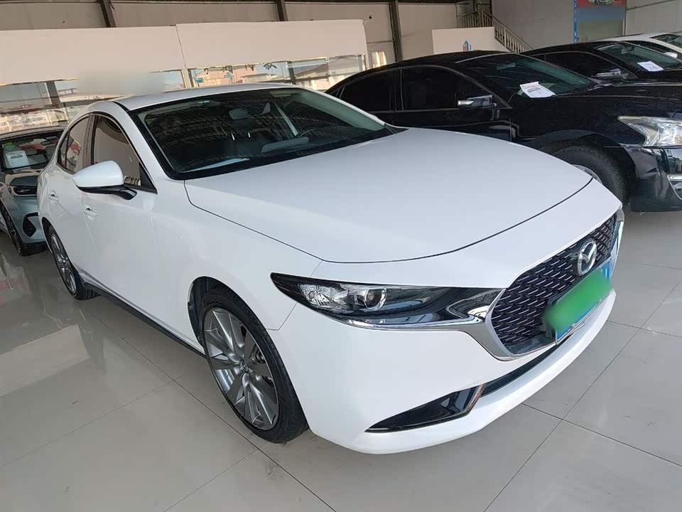 Mazda 3 Angkesaila