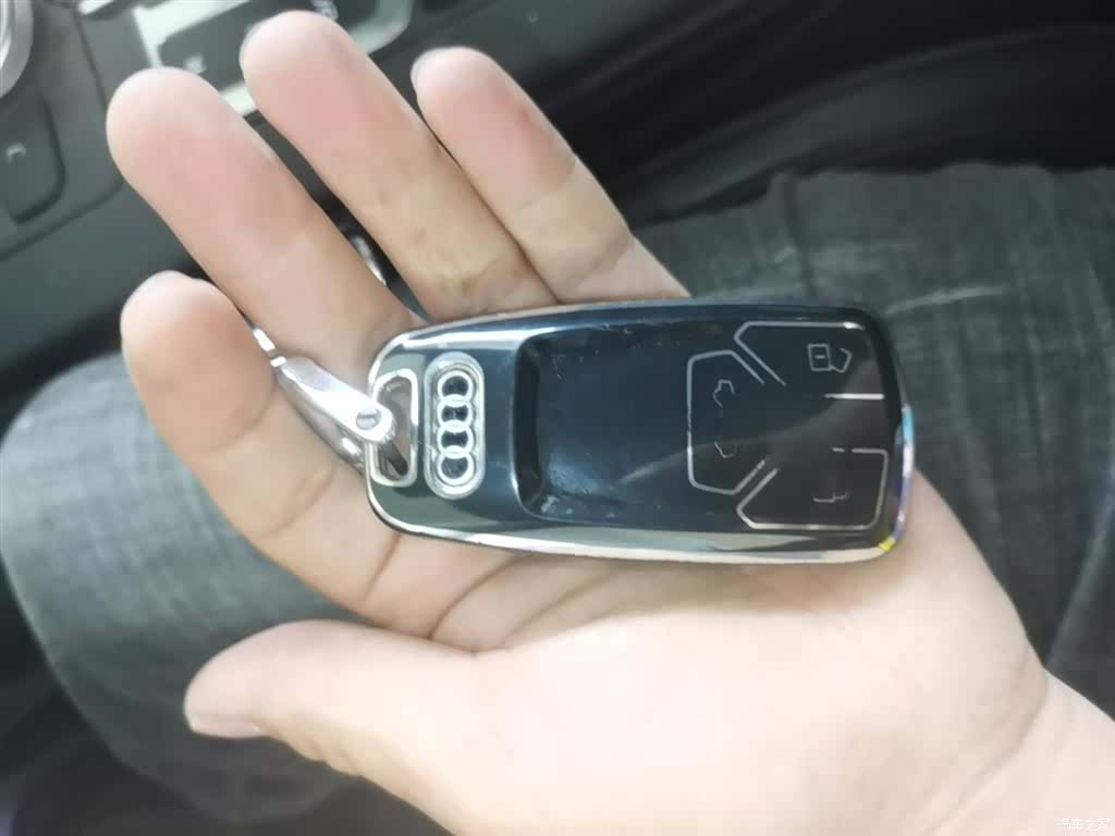 Audi A4L, 2017 9