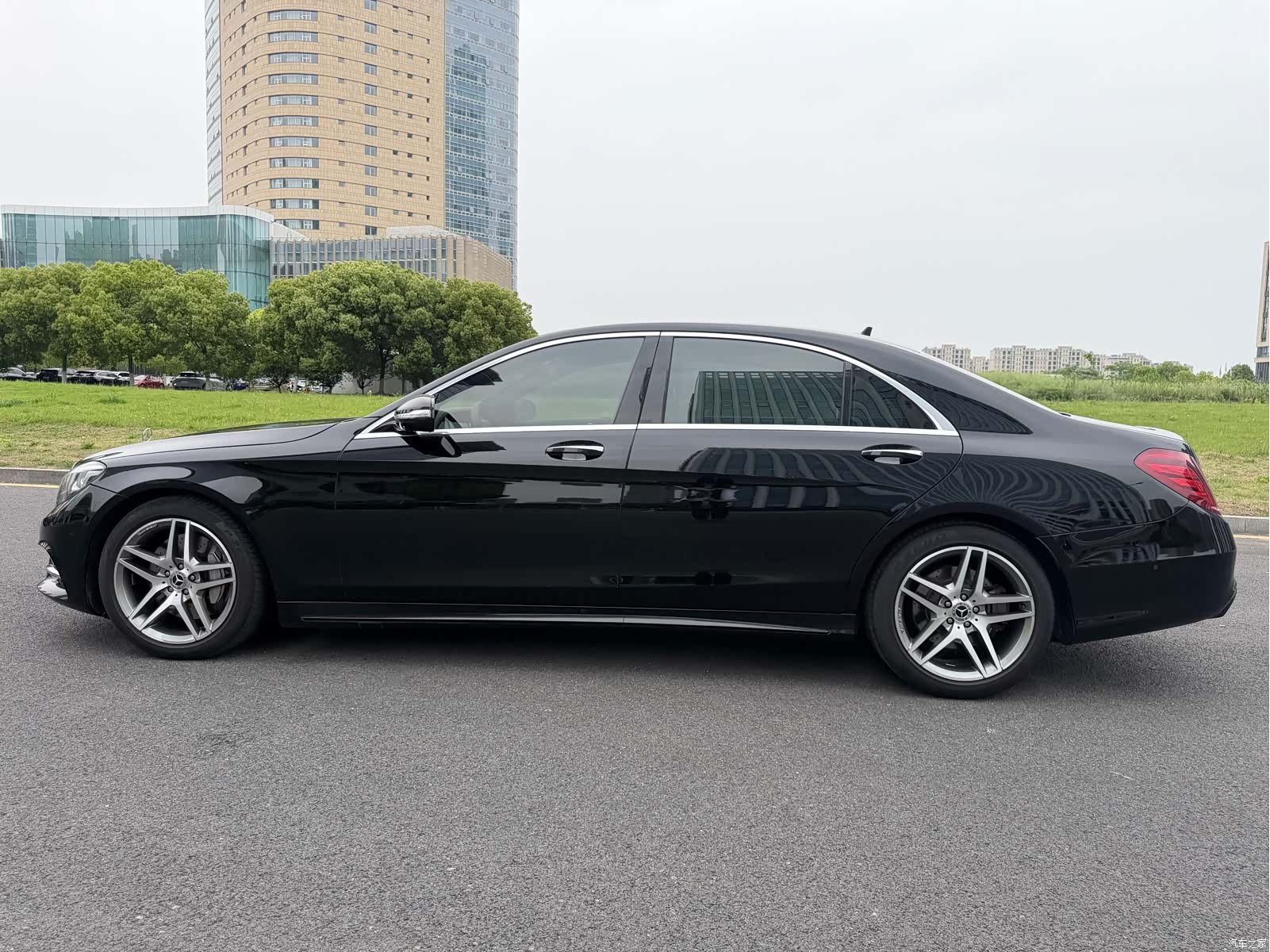Mercedes-Benz S-Class, 2017 32