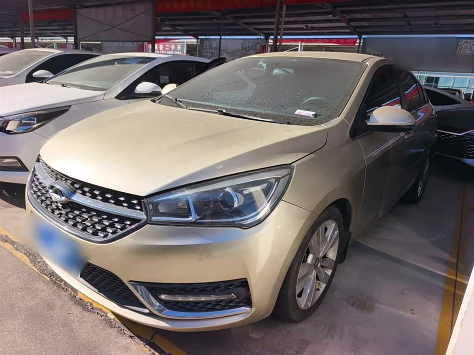 Chery Arrizo 5