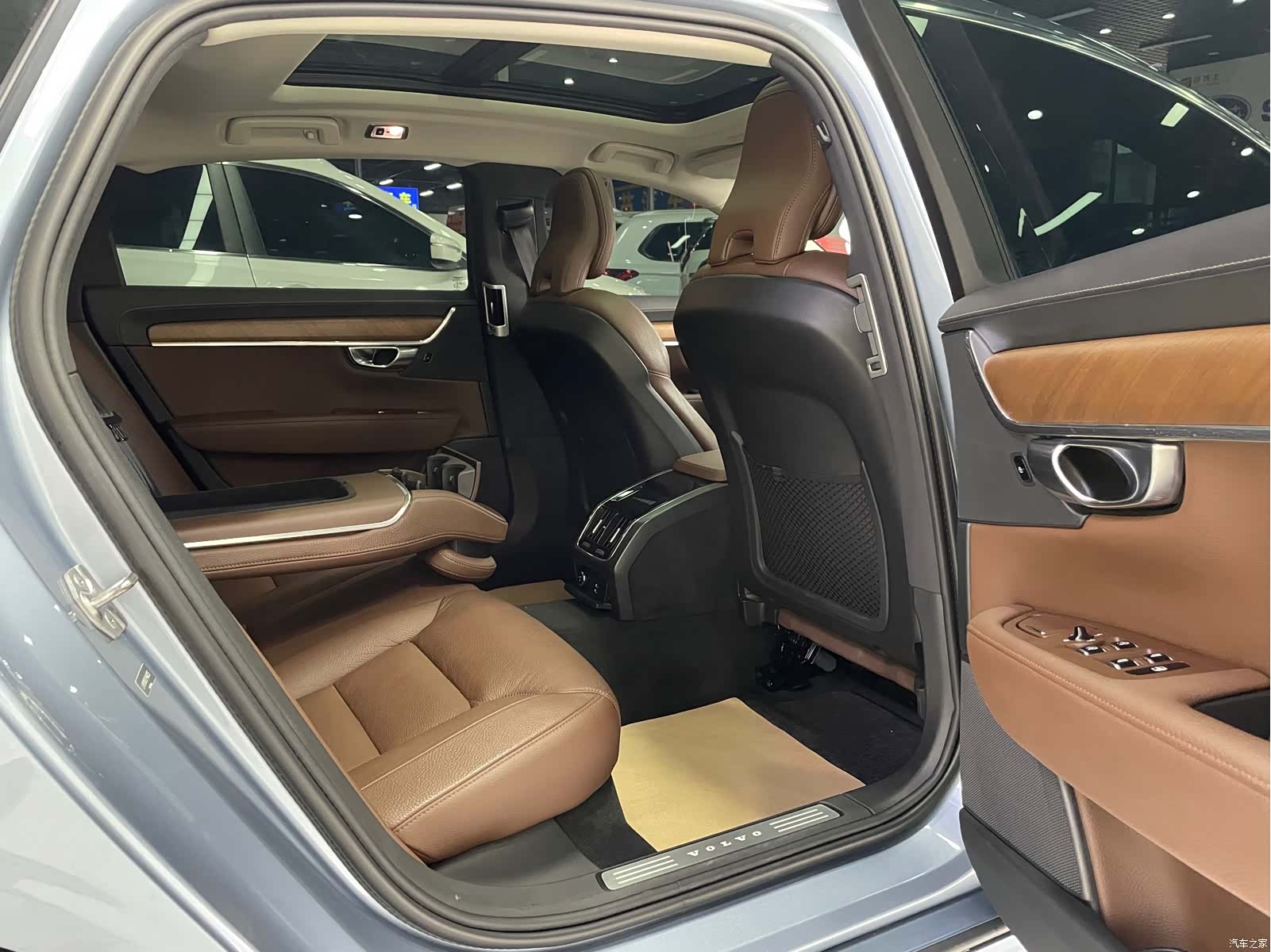Volvo S90, 2019 18