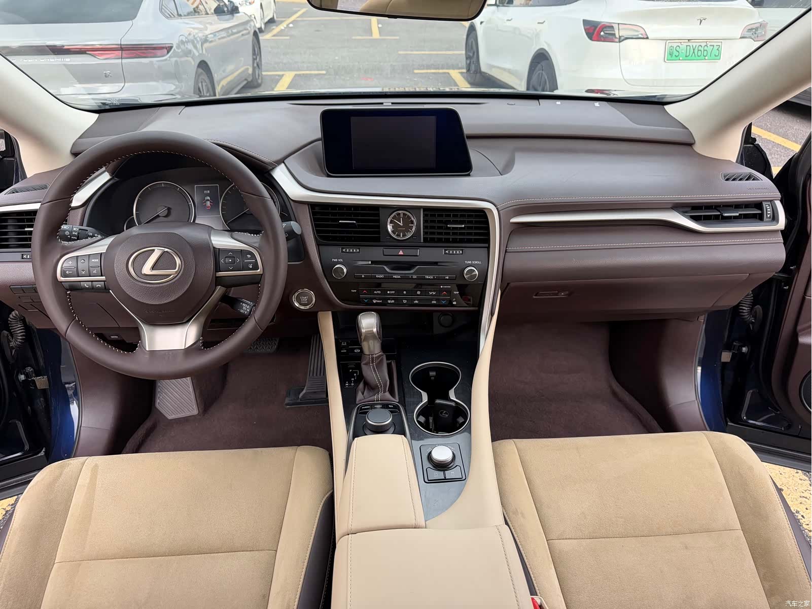 Lexus RX, 2016 11