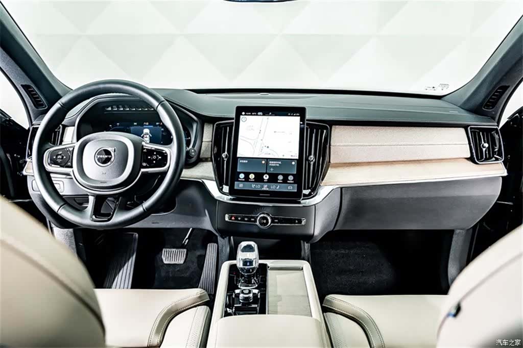 Volvo XC90, 2026 13
