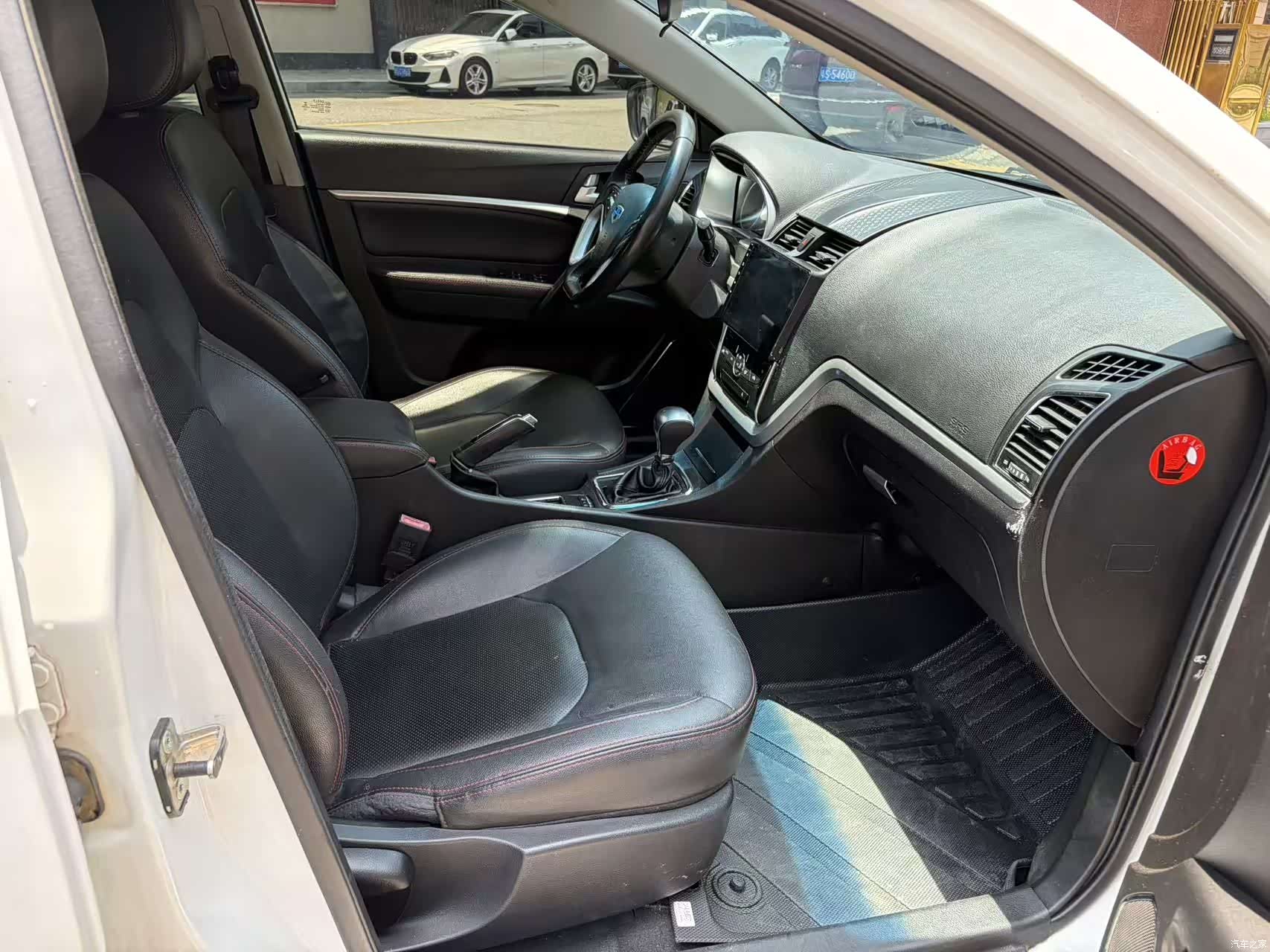 Geely Emgrand, 2015 9
