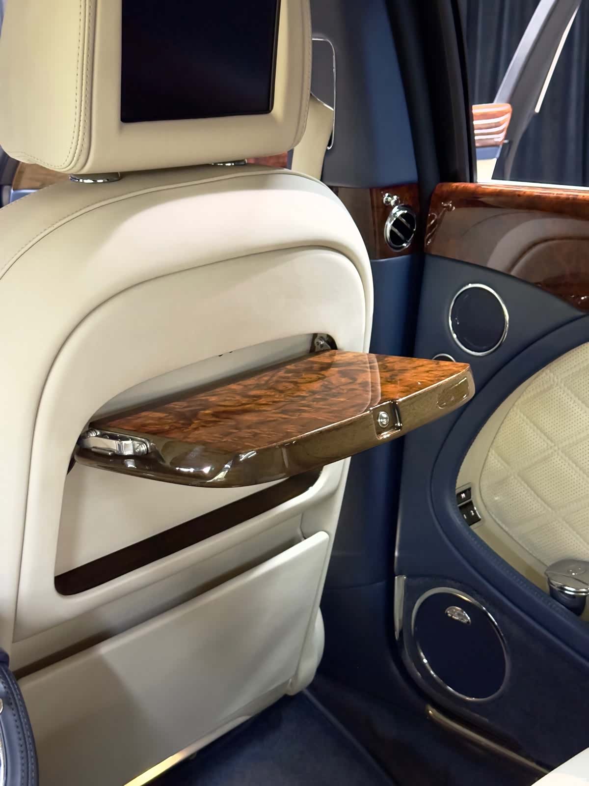 Bentley Mulsanne, 2012 19