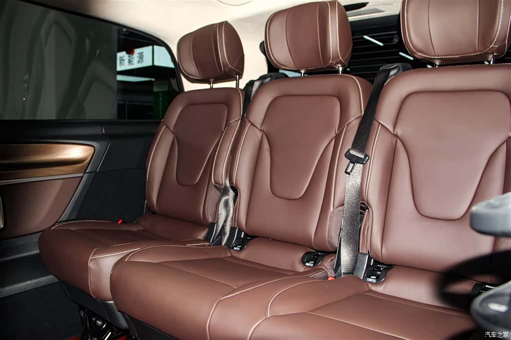 Mercedes-Benz V-Class, 2023 20