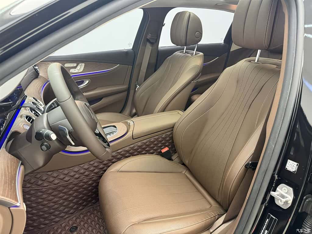 Mercedes-Benz E-Class, 2022 14
