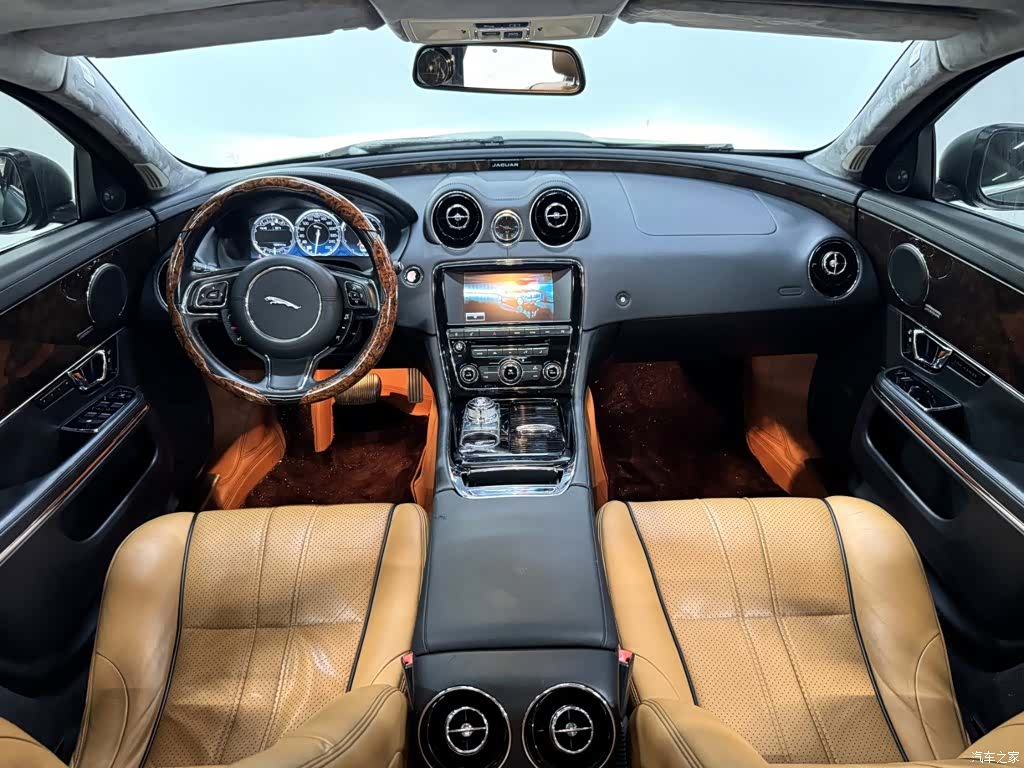 Jaguar XJ, 2014 12