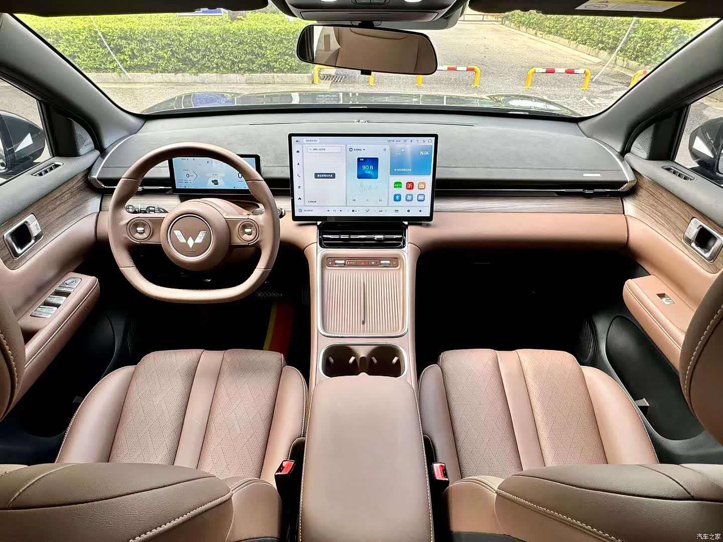 Wuling Starlight, 2024 7