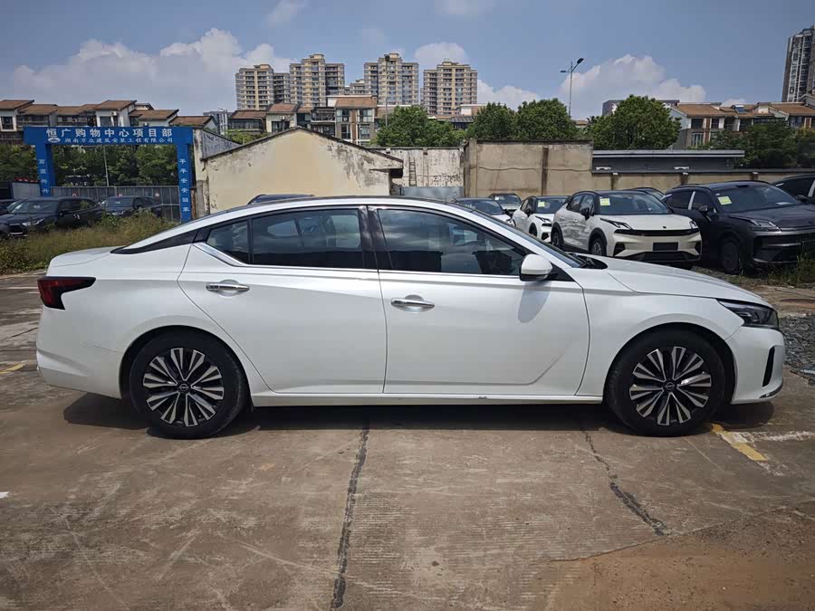 Nissan Altima 2023, фото 7