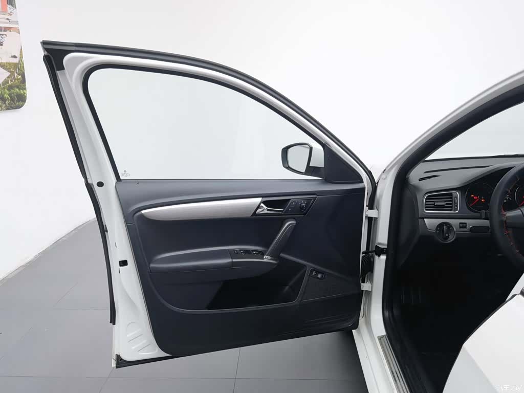 Volkswagen Lavida, 2015 8