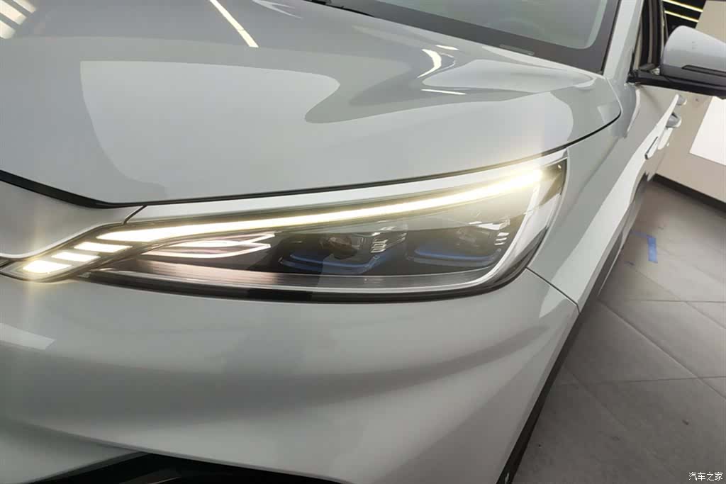 BYD Yuan, 2023 все фото