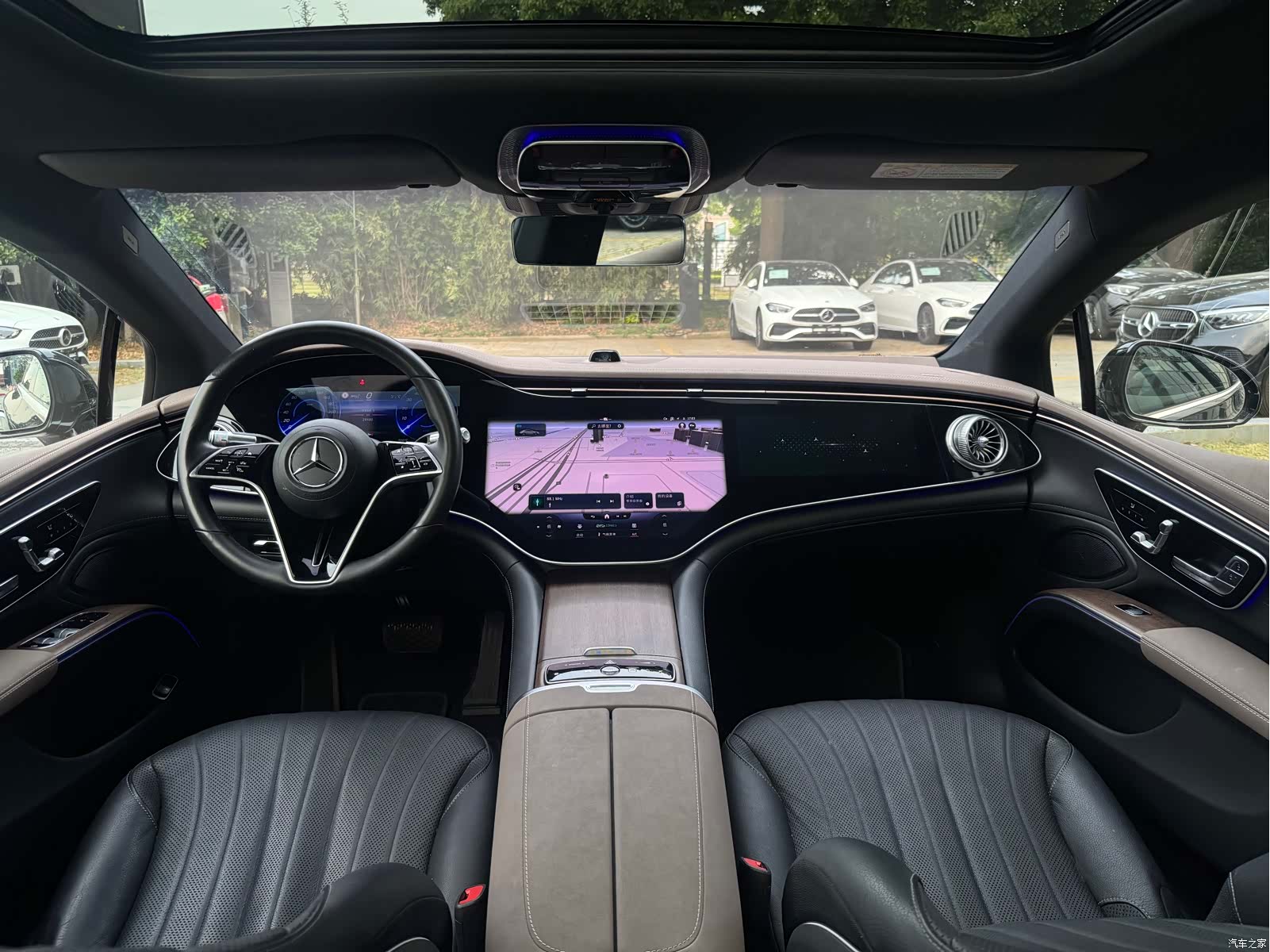 Mercedes-Benz EQS, 2024 10