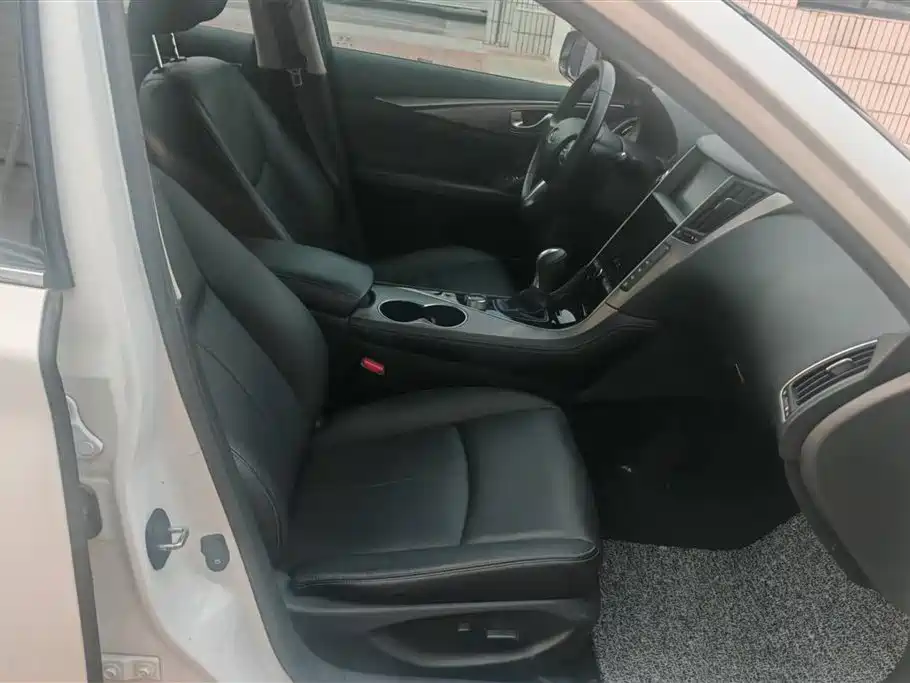 Infiniti Q50L Infiniti Q50L