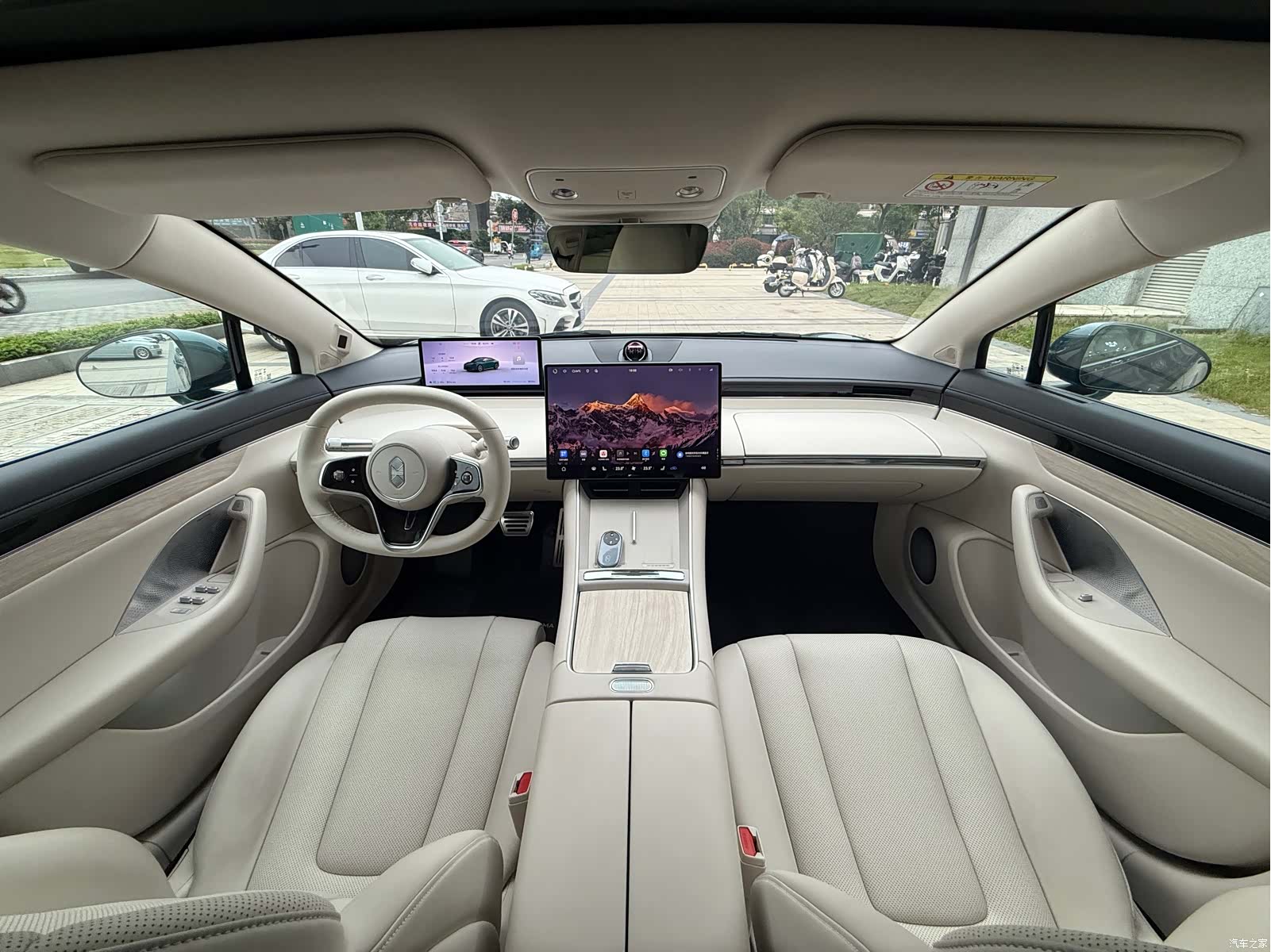 Luxeed S7, 2025 6