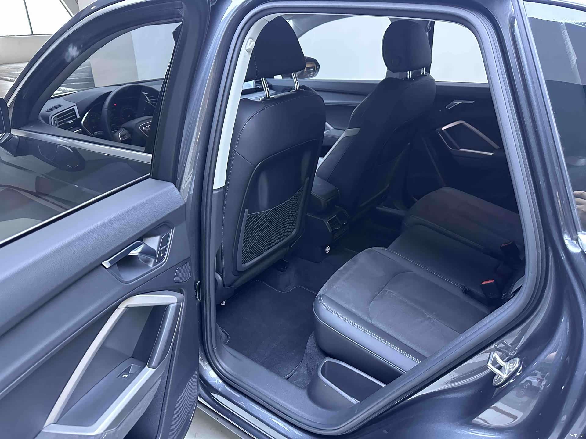 Audi Q3, 2023 19