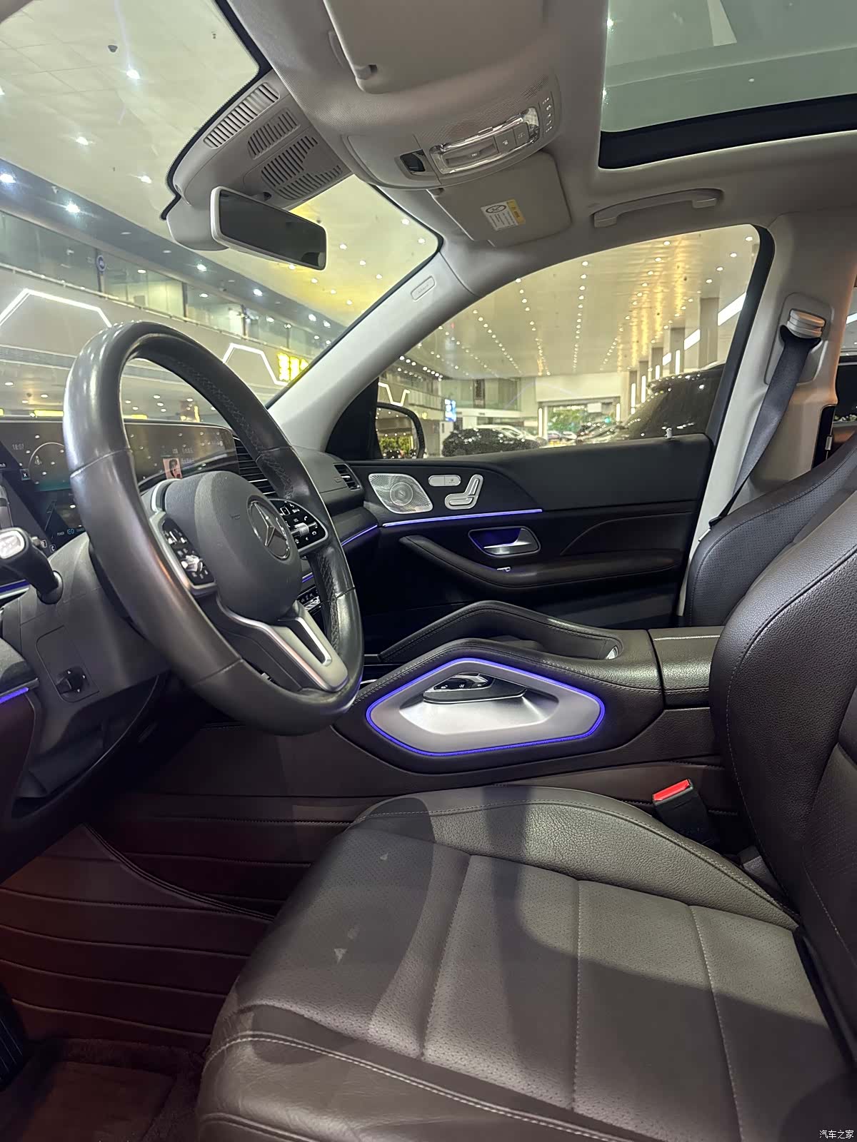 Mercedes-Benz GLE, 2020 4