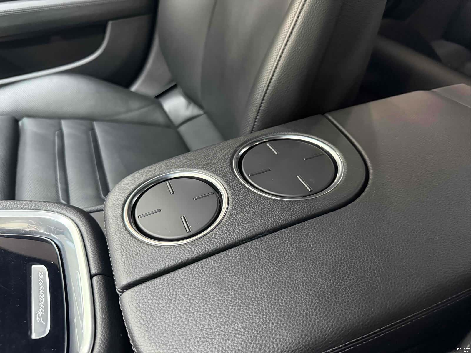 Porsche Panamera, 2019 11