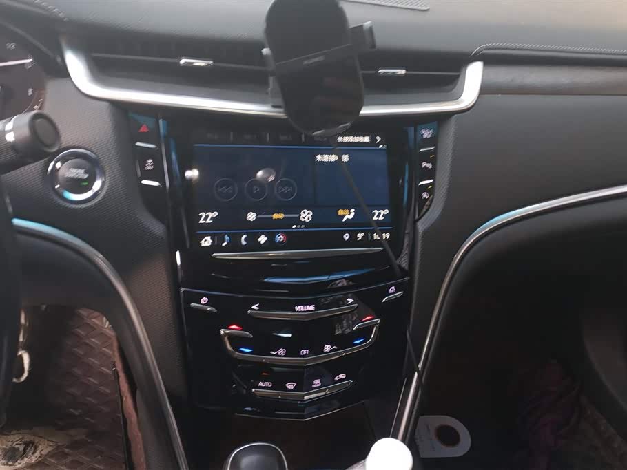 Cadillac XTS