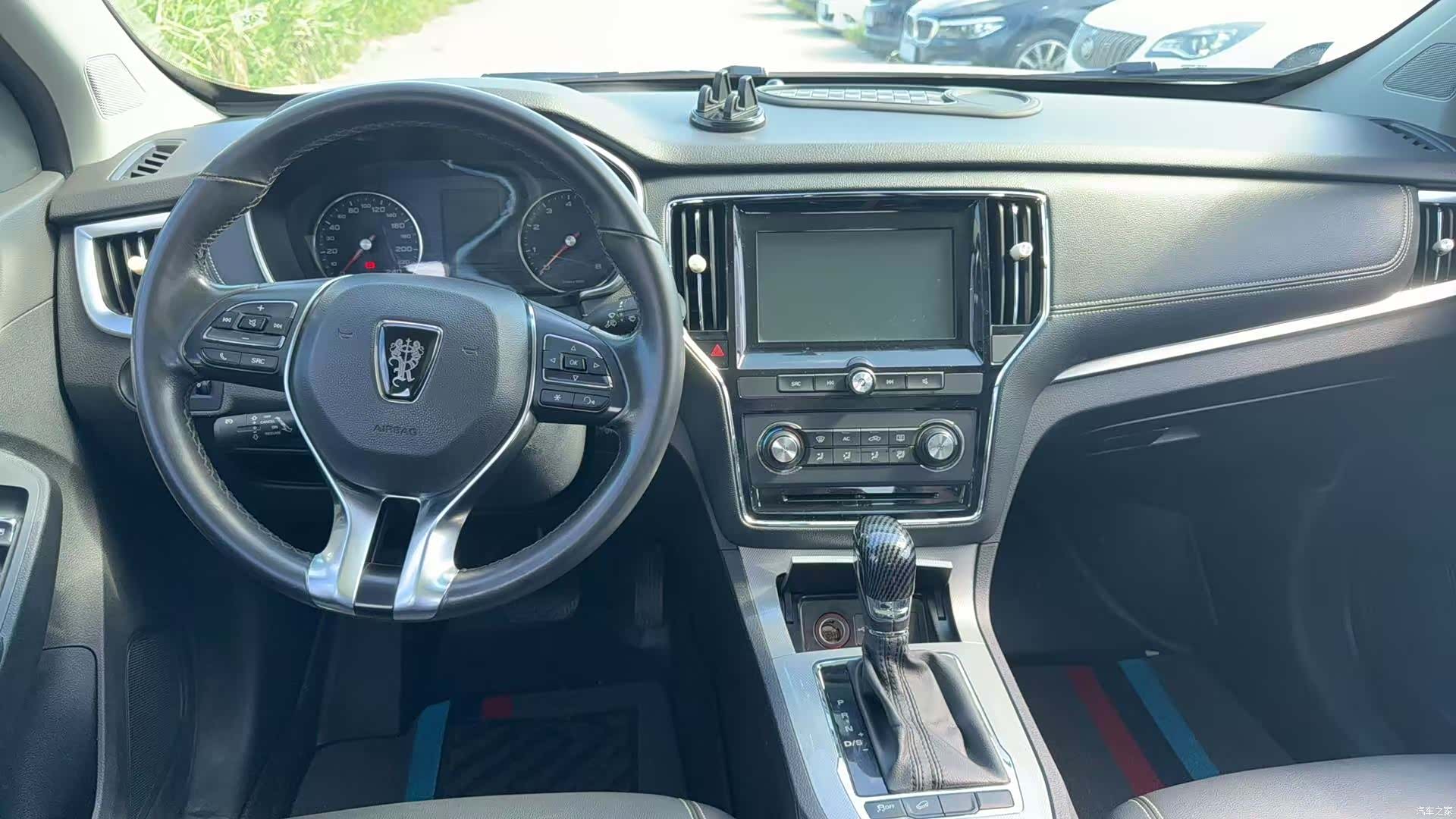Roewe RX5, 2018 4