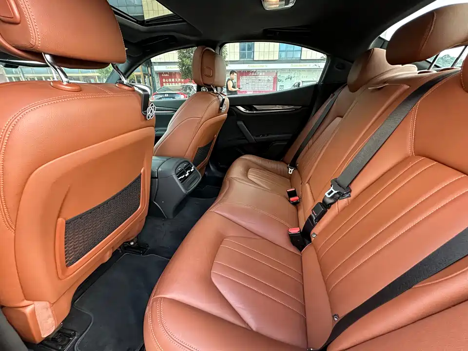 Maserati Ghibli Maserati Ghibli