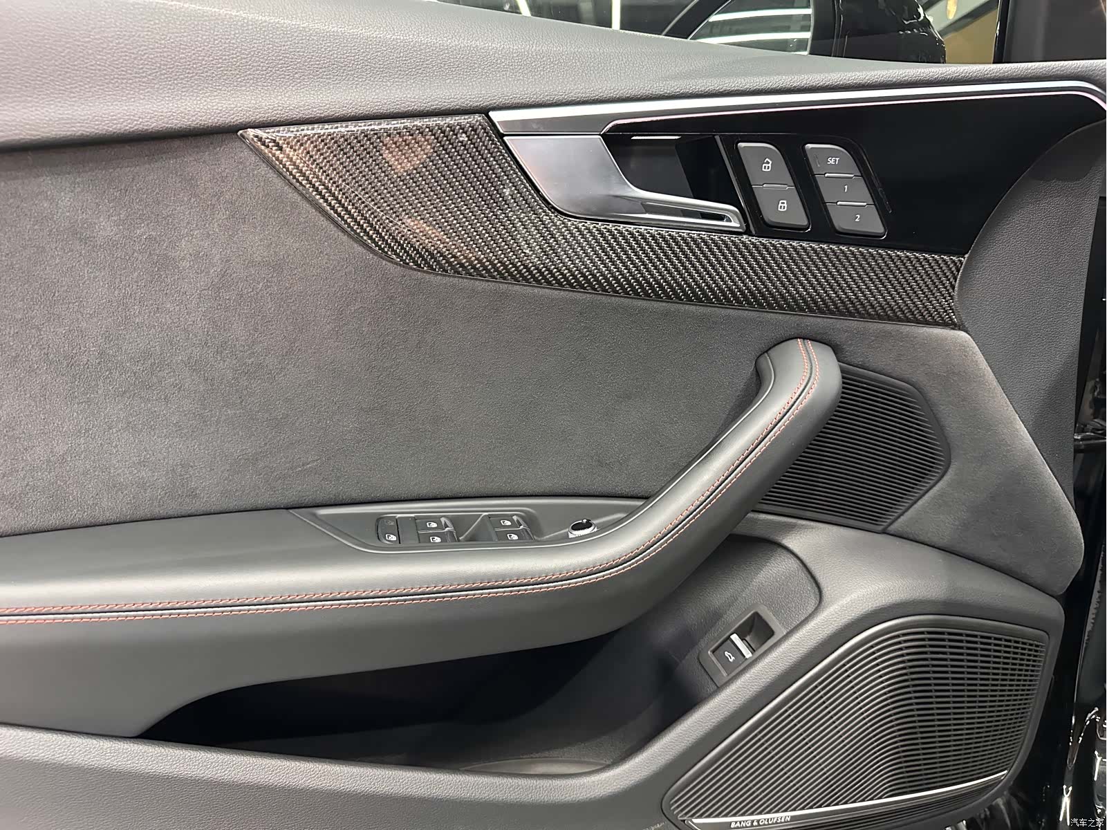 Audi RS4, 2024 4