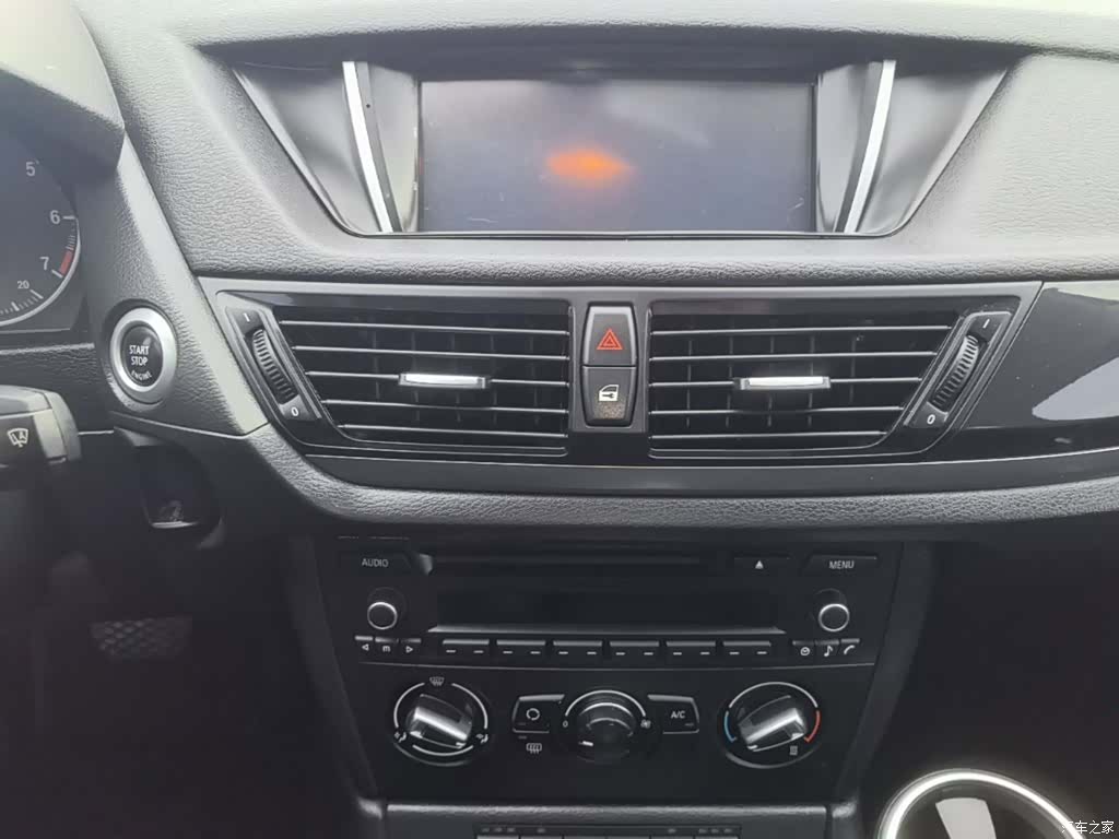 BMW X1, 2015 13