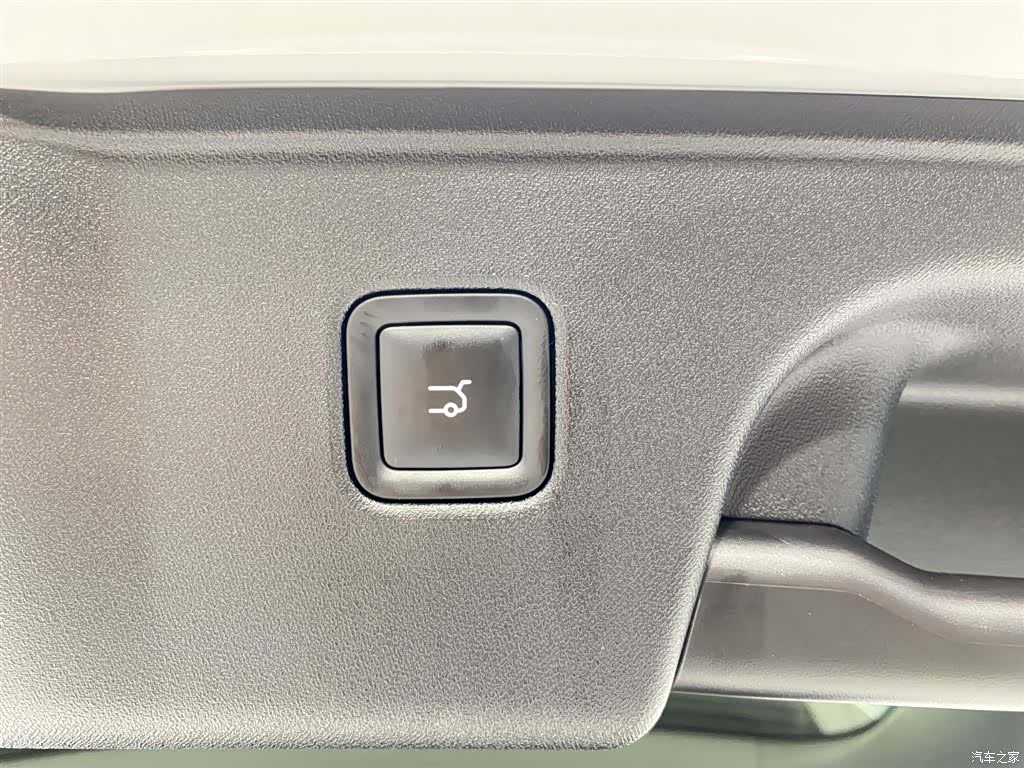 Leapmotor C16, 2025 21
