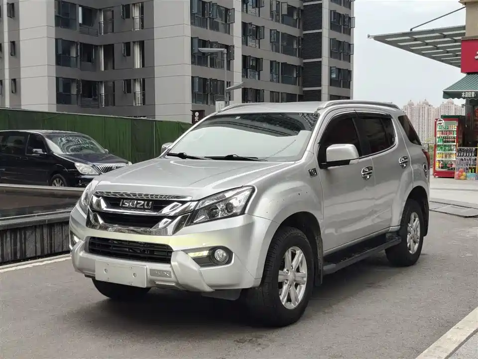 Isuzu mu-X Shepherd Ranger