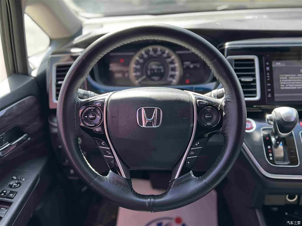 Honda Elysion, 2018 9