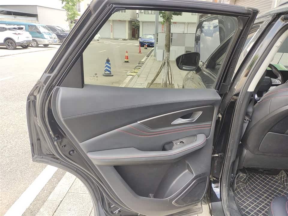 Forthing Popular T5 EVO Forthing Popular T5 EVO