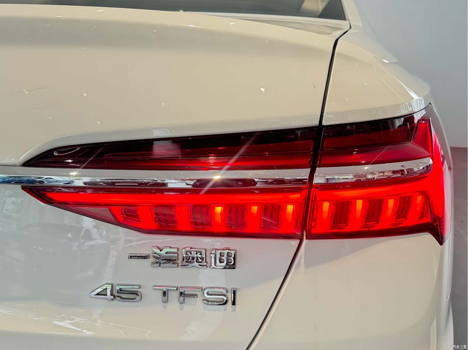 Audi A6L, 2020 9