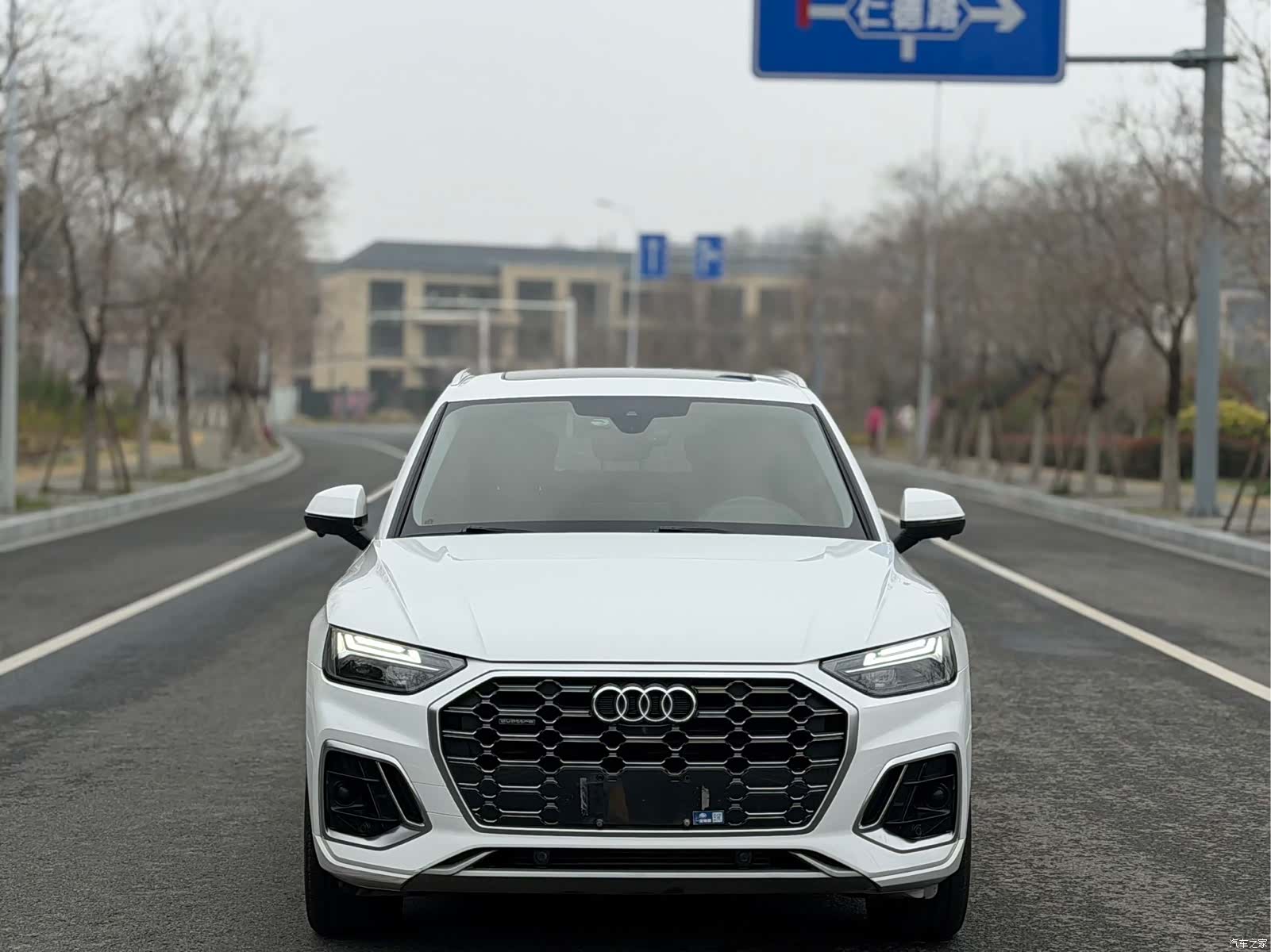 Audi Q5L, 2021 2