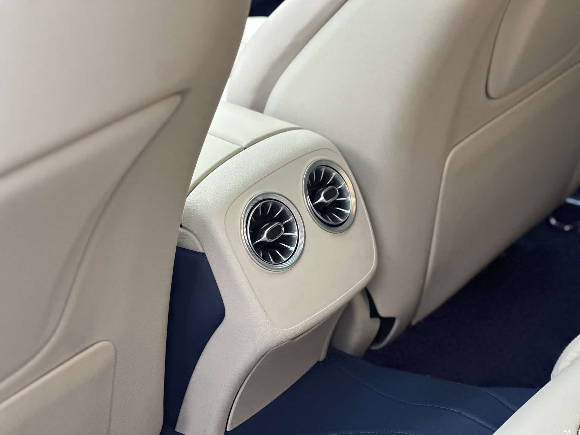 Mercedes-Benz E-Class, 2021 13