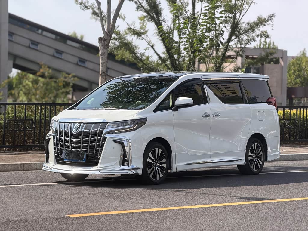 Toyota Alphard 2018 3.5L Luxury