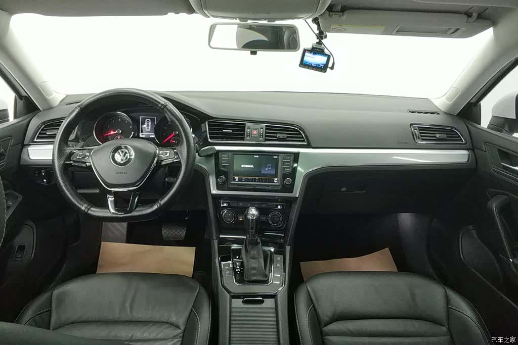 Volkswagen Lamando, 2017 12