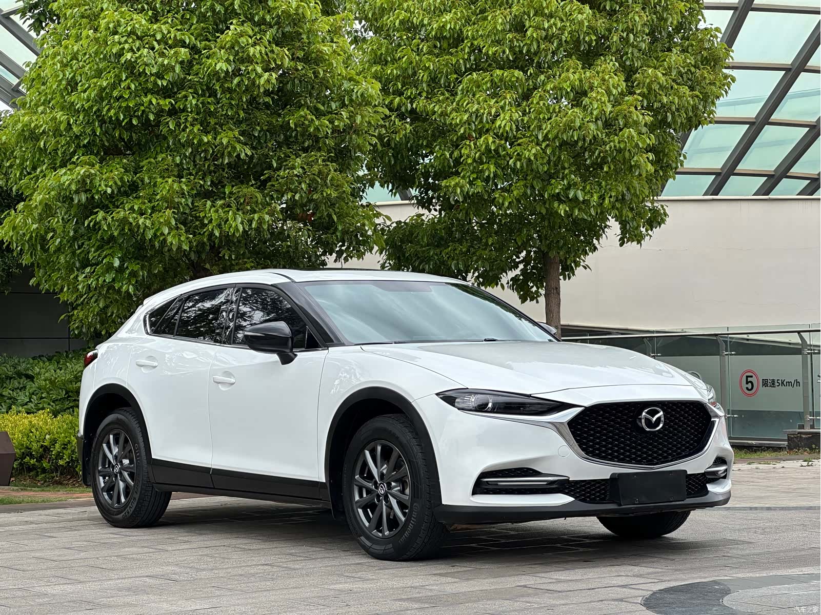 Mazda CX-4, 2021 3
