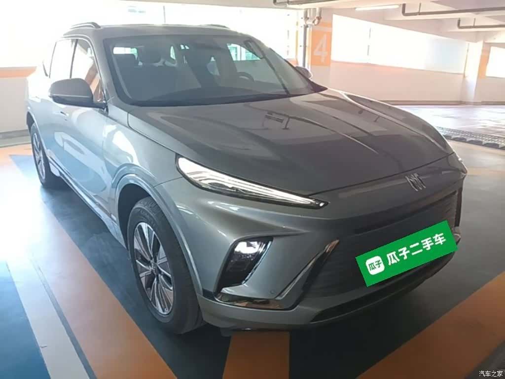 Buick E5, 2025 4