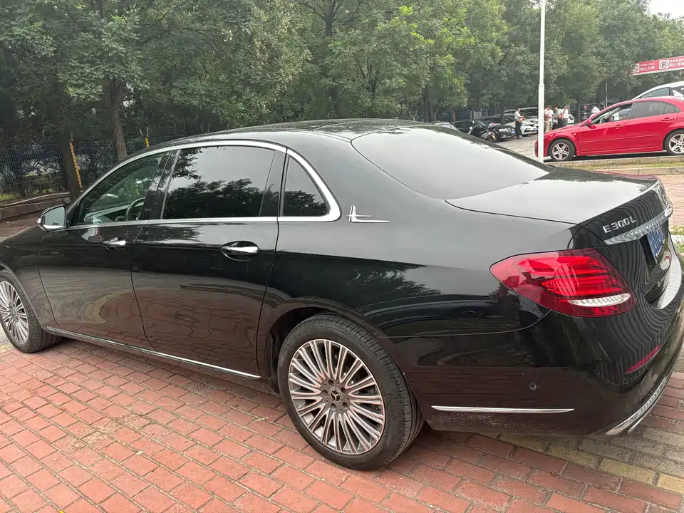 Mercedes-Benz E-class Mercedes-Benz E-class