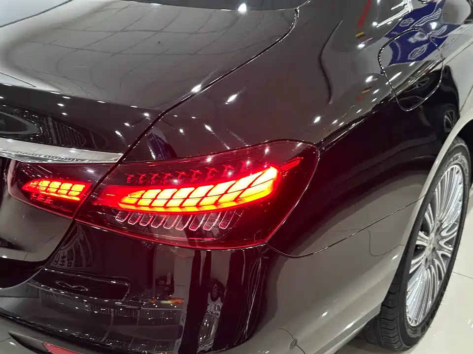 Mercedes-Benz E-class Mercedes-Benz E-class