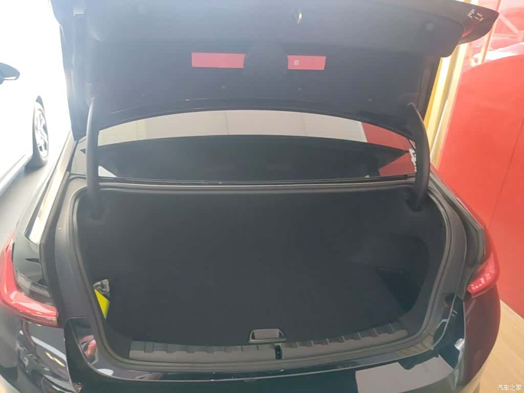 BMW i3, 2024 19