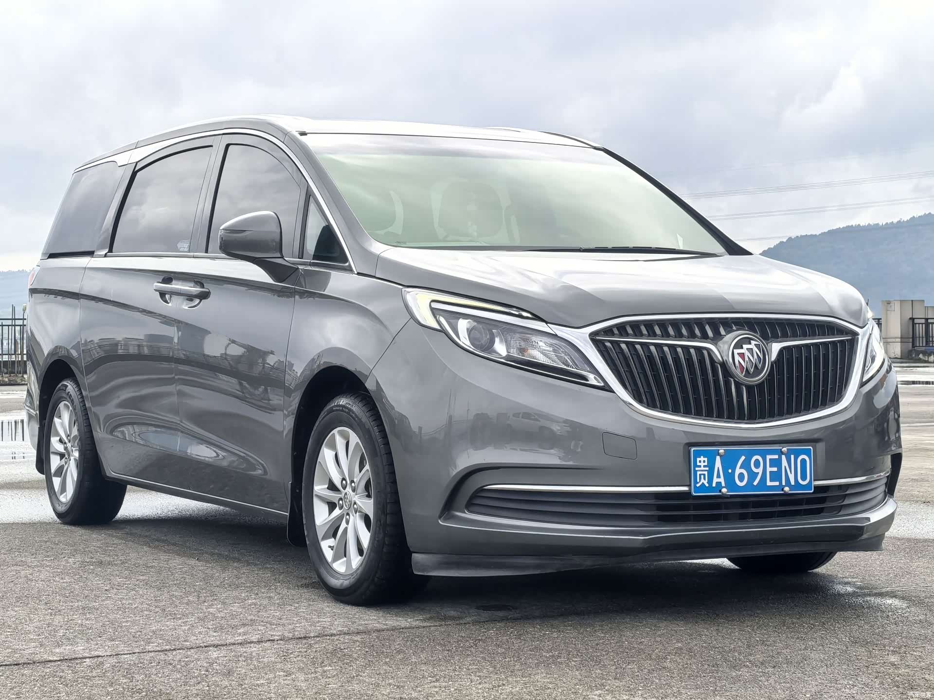 Buick GL8, 2019 3