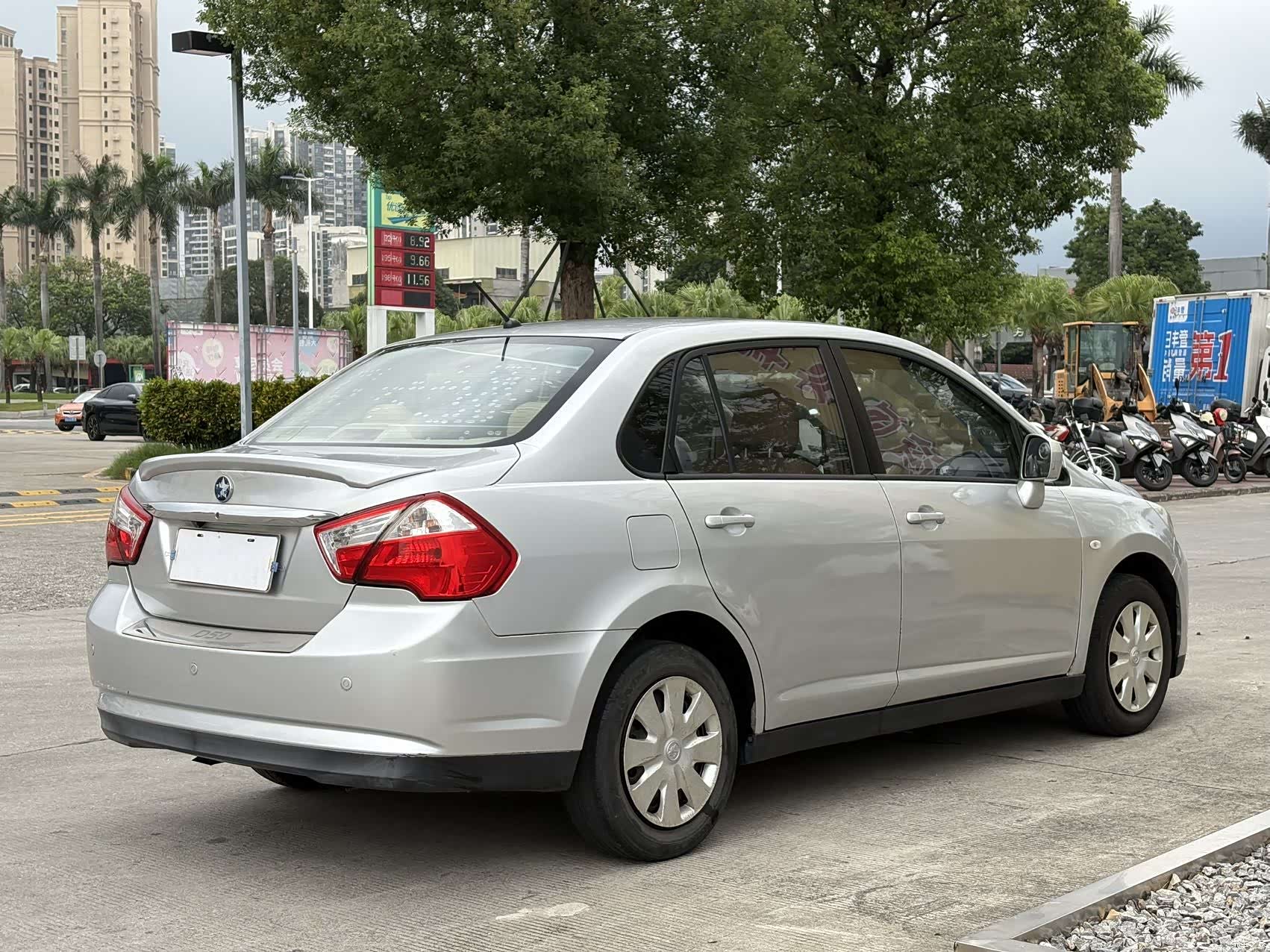 Nissan D50, 2015 9