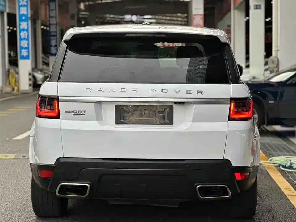 Land Rover Range Rover Sport Land Rover Range Rover Sport