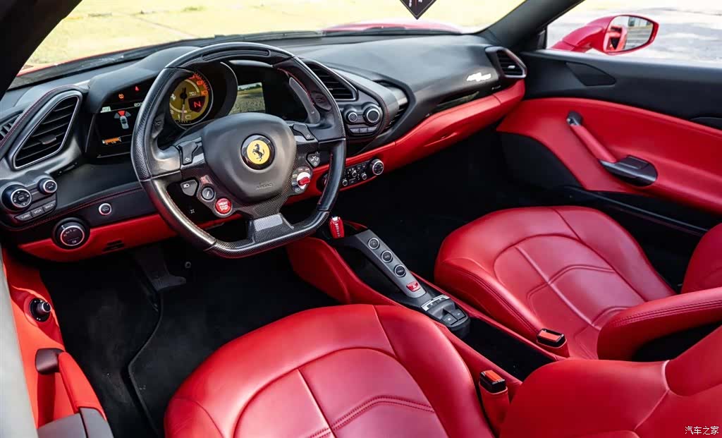 Ferrari 488, 2018 8