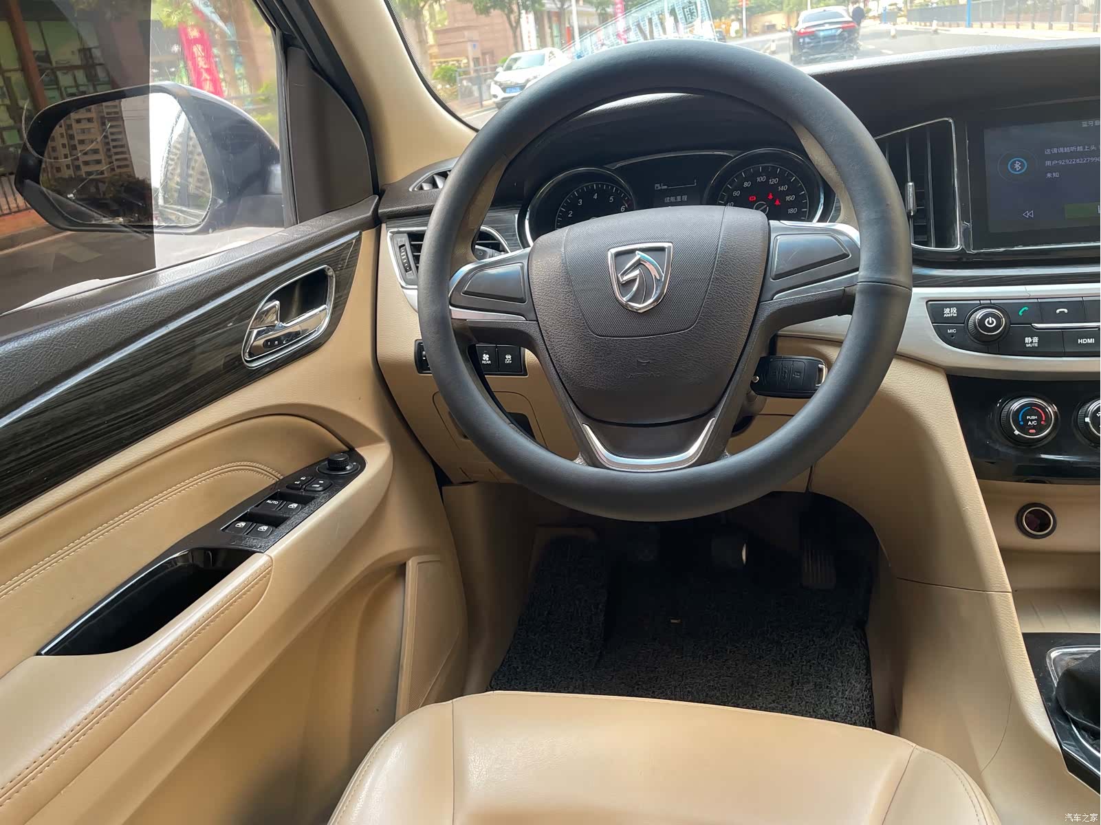 Wuling 730, 2017 14