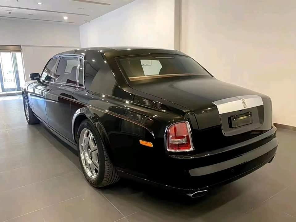 Rolls-Royce Phantom